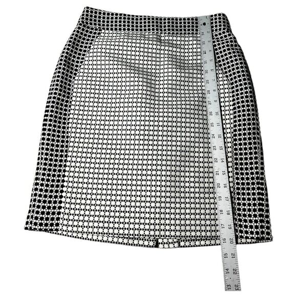 Banana Republic Lined Black White Houndstooth Pencil Straight Mini Skirt Size 4 - Picture 7 of 8